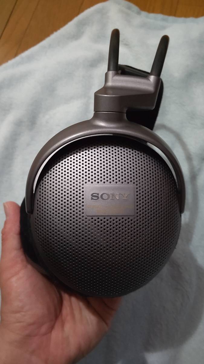 ☆希少・動作品☆ SONY MDR-CD2000 ステレオヘッドホン ☆希少・動作品