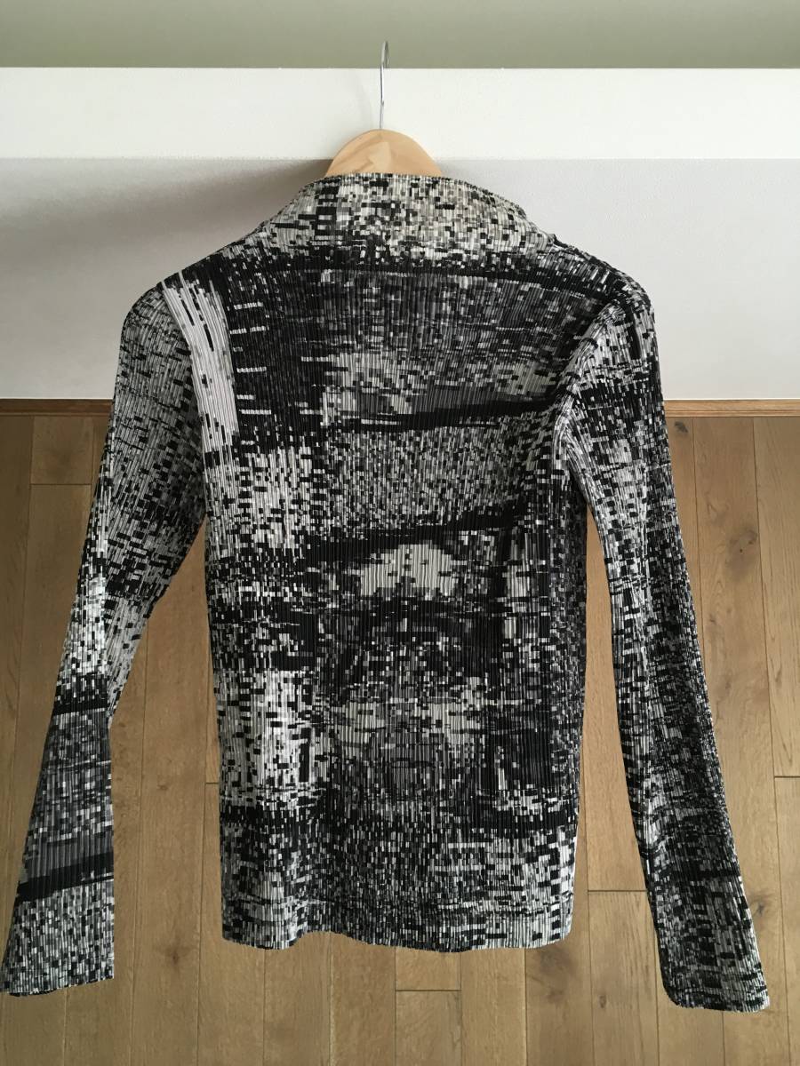 美品 ISSEY MIYAKE FETEイッセイミヤケ プリーツ 柄 トップス2