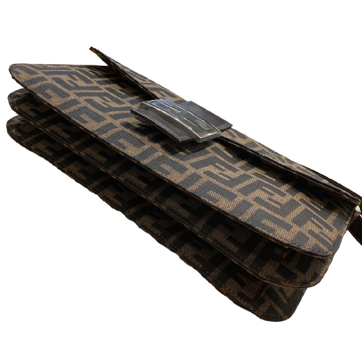 FENDI ズッカ柄 マンマバケット ワンショルダー FFロゴ FENDI（フェンディ） ズッカ柄 マンマバケット ショルダー キャンバス