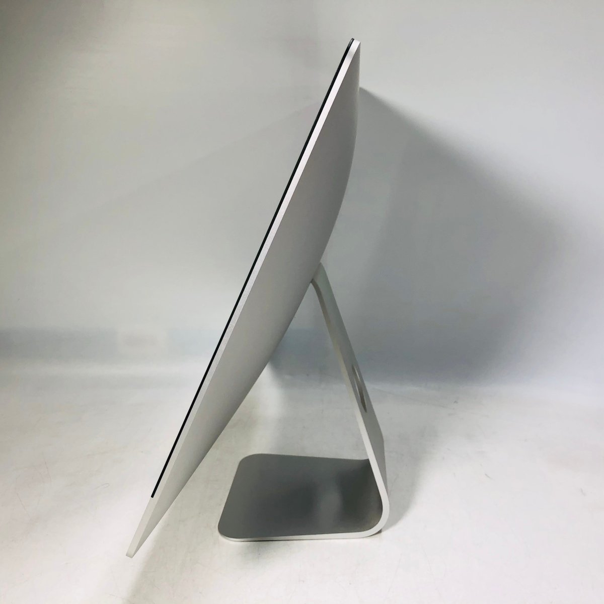 ジャンク iMac 21.5インチ (Mid 2014) Core i5 1.4GHz/8GB/500GB