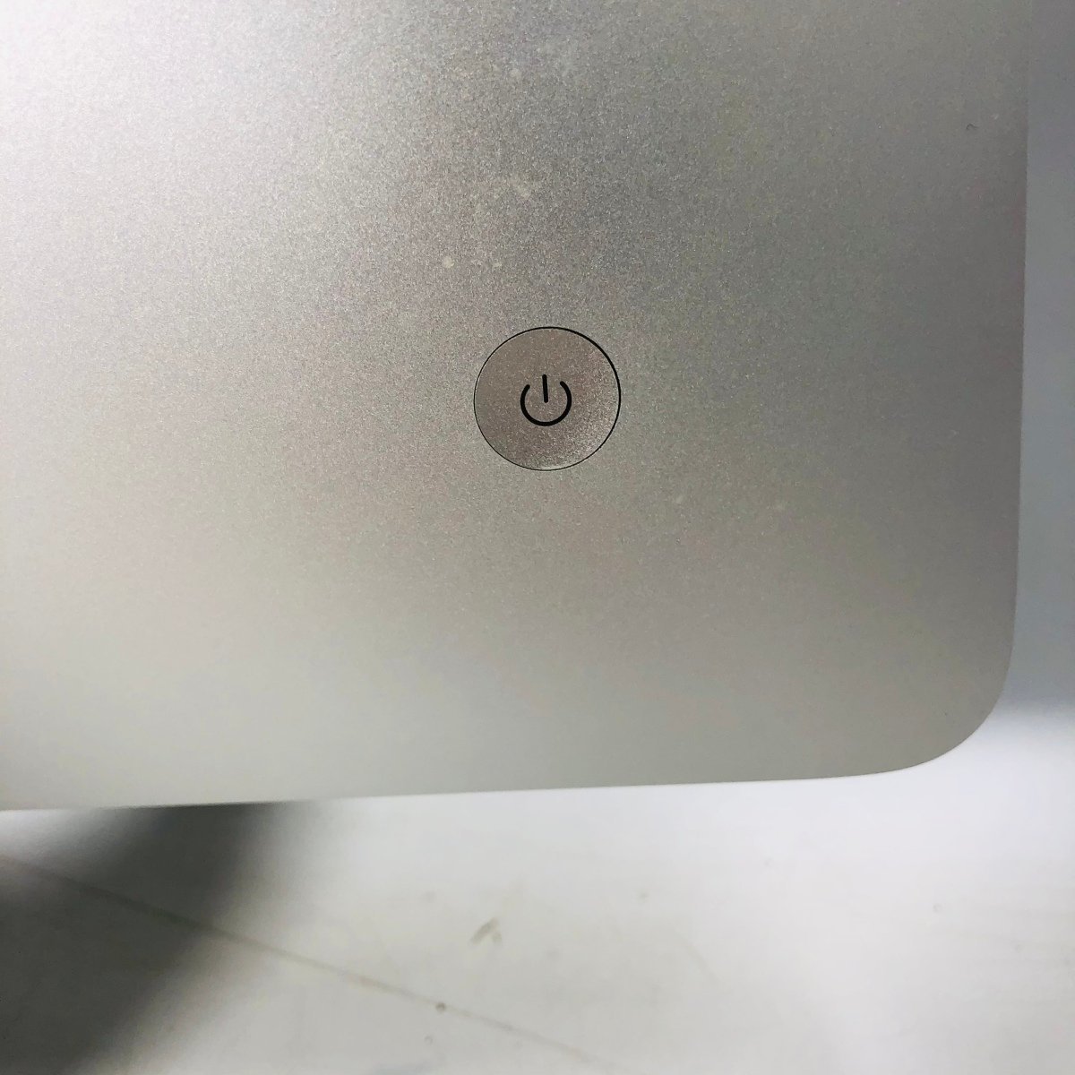 ジャンク iMac 21.5インチ (Mid 2014) Core i5 1.4GHz/8GB/500GB