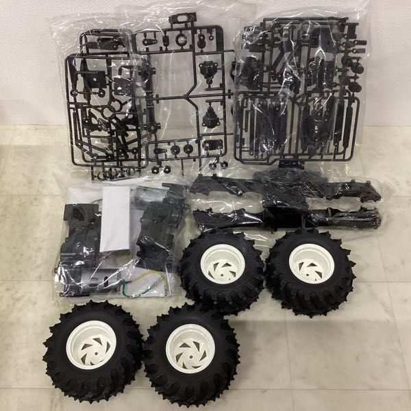 1円〜 欠品 タミヤ 1/10 電動RC ツインモーター 4WDレーシングトラック