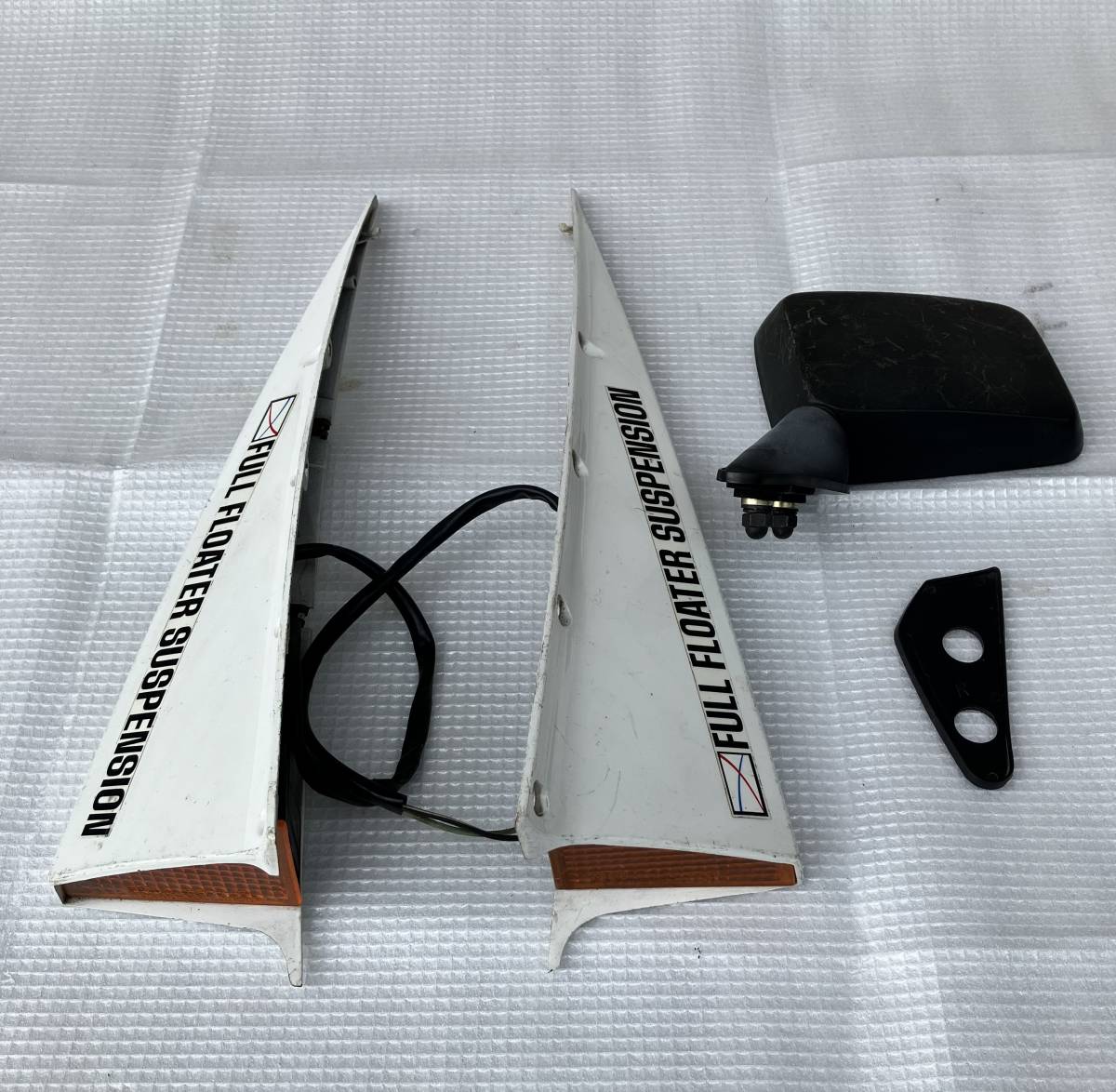 RG 250 Γ ガンマ 初期型 純正 中古部品 ミラー テールカウル セット