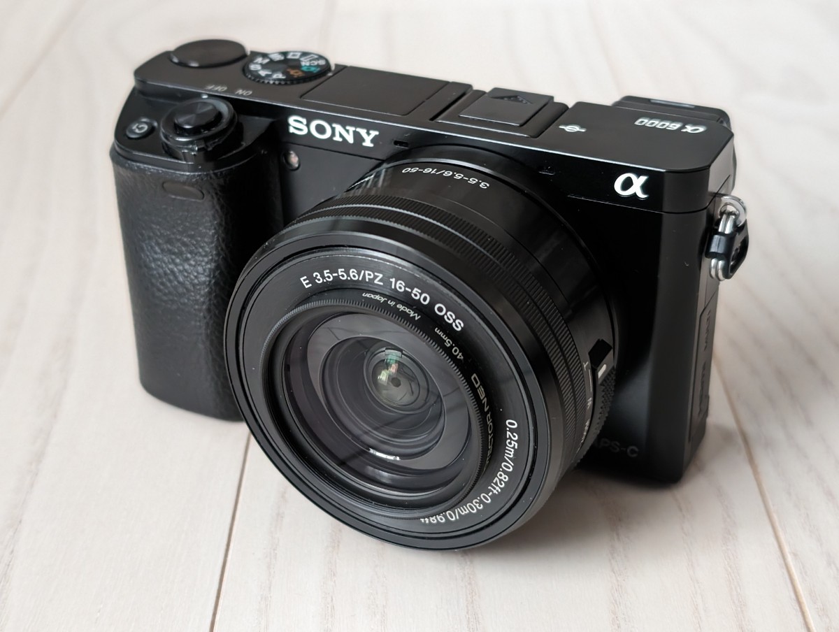 Sony α6000 レンズSELP1650 【公式通販】