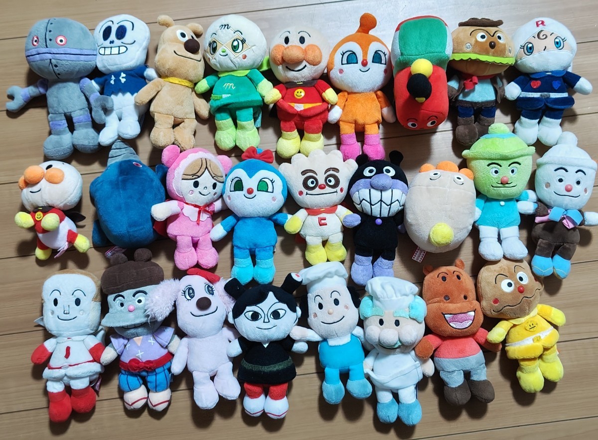 アンパンマン　美品　まとめ売り　洗濯済み　ぬいぐるみ　バイキンマン　