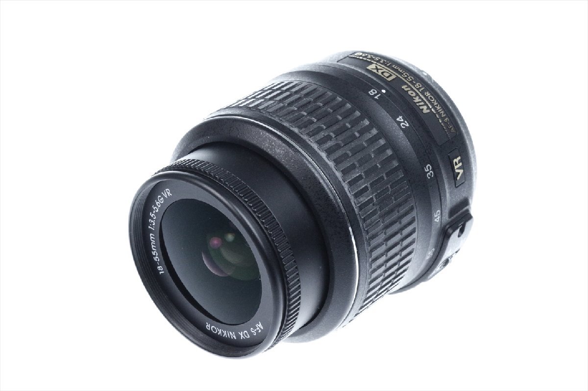 Nikon D3000× AF-S 18-55mm VRレンズ セット【美品】 D3000 Nikon AF-S VR Kit デジタル一眼レフカメラ DX SLR Camera
