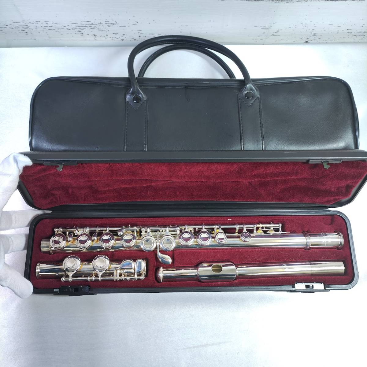 美品】 YAMAHA ヤマハ YFL-221 後期型 フルート ケース付き 美品