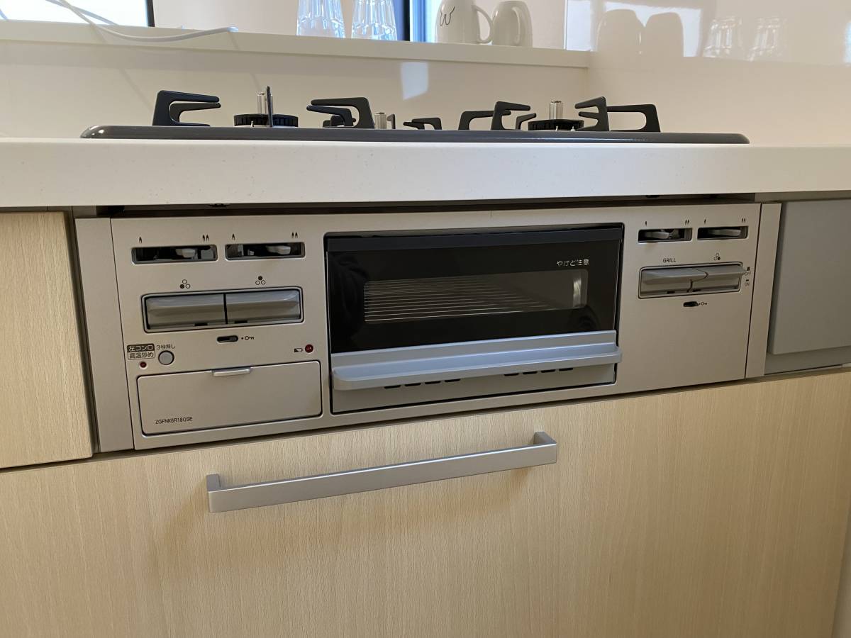 新品（新古品）クリナップシステムキッチン 3口ガスコンロ 間口600 