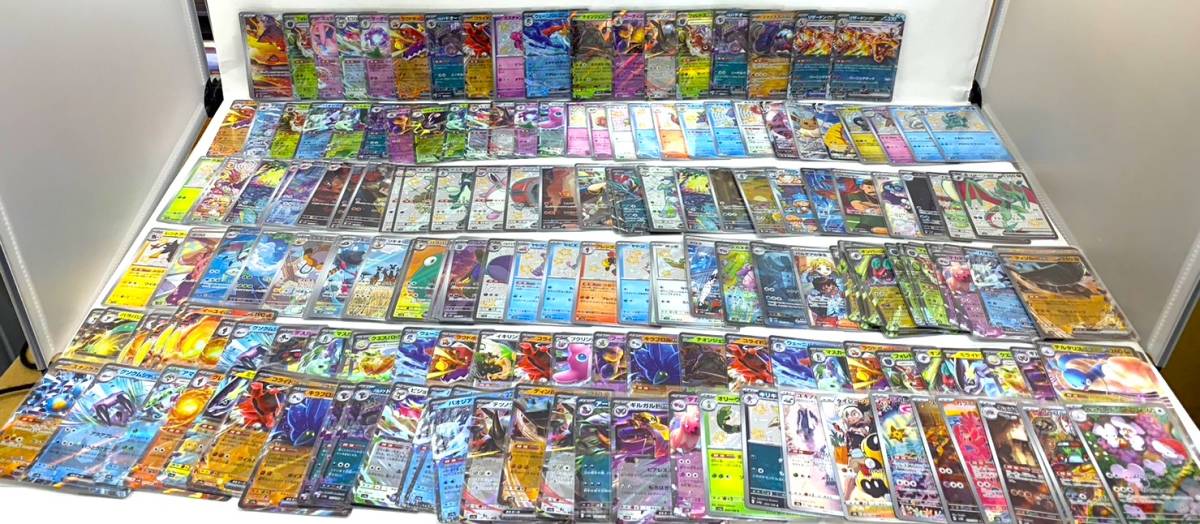 ポケモンカードまとめ①【中古品】ポケカ　大量　トレカ　リザードンEX　ミュウEX　パルデアの学生　ニンフィアVMAX　イーユイEX　 | ポケモンカード -