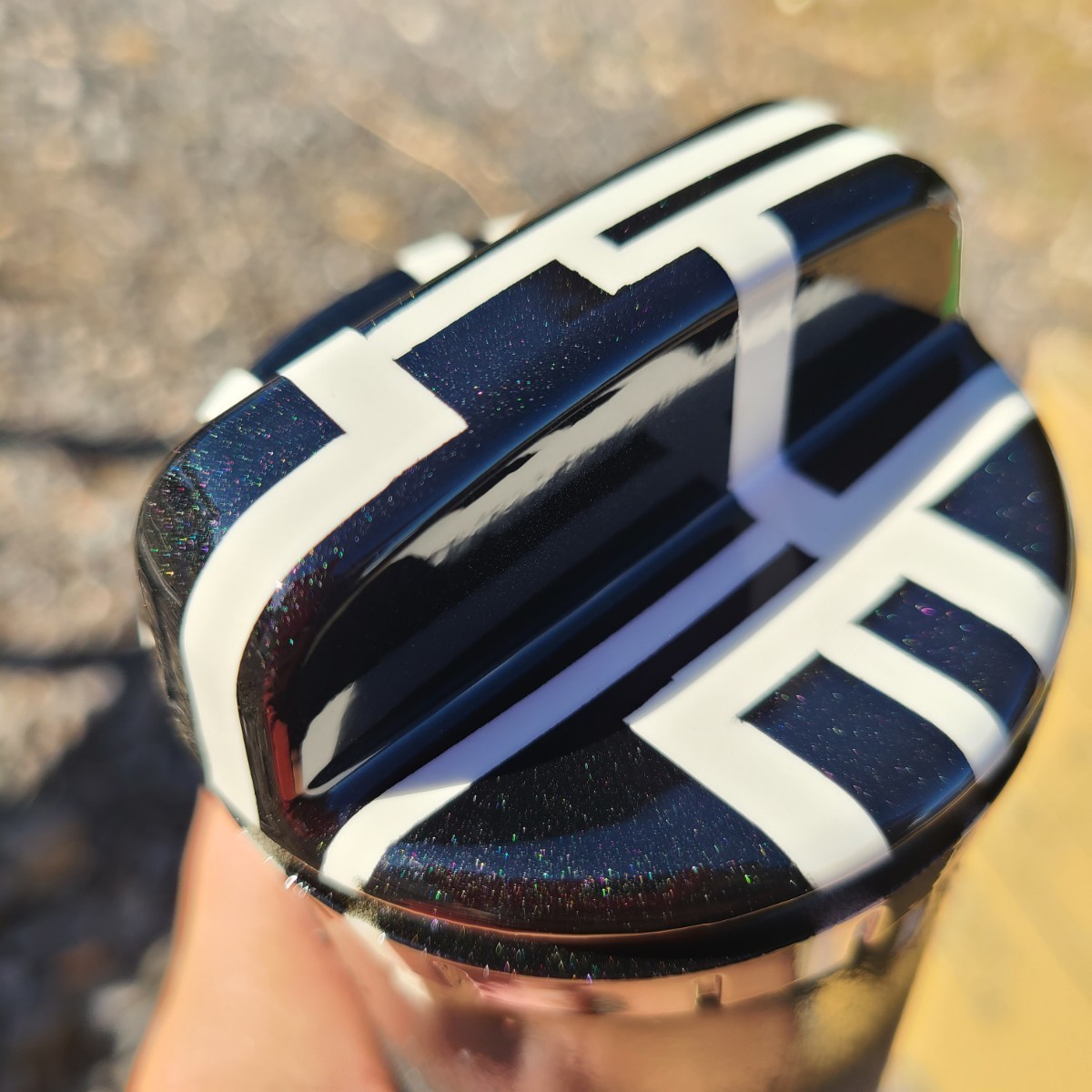 人気アイテム！給油口キャップ ハイエース200系用