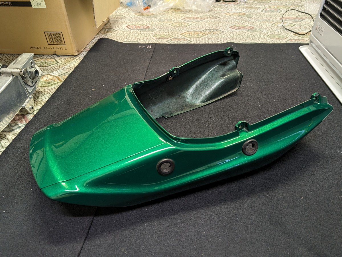 Kawasaki ZRX1200R テールカウル シートカウル カワサキ 純正 テール