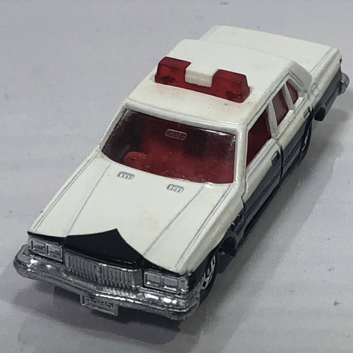トミカ 日本製 No.55 トヨタ クラウン パトロールカー 黒箱 1Aホイール