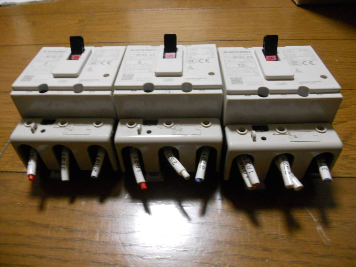 ★MITSUBISI　NFB　ノーヒューズブレーカー ＮＦ３０－ＣＳ ３Ａ 5A 10A 各1台、3台セット★_1
