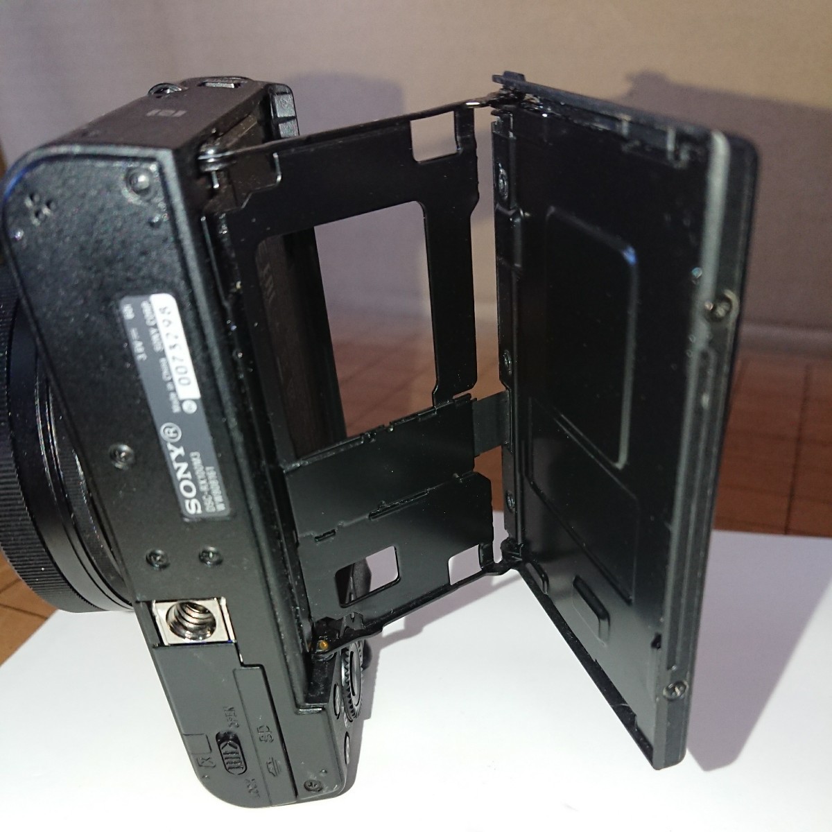 ☆SONY☆デジタルカメラ サイバーショット RX100 III(DSC-RX100M3