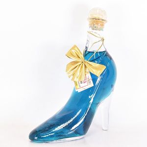 シンデレラシュー リキュール☆スワロフスキーフル施工 名入れ