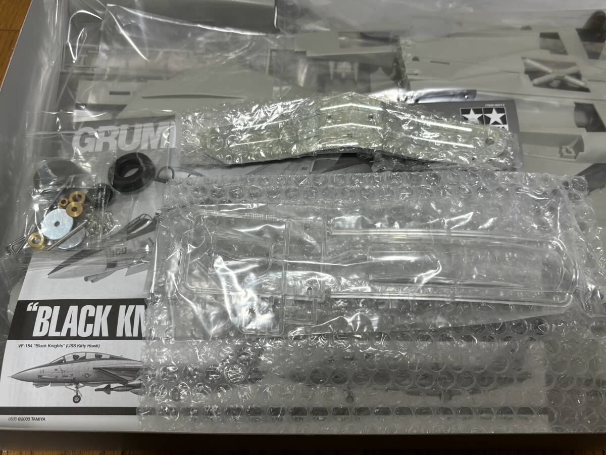 未組立 タミヤ 1/32 グラマン F-14A トムキャット ブラックナイツ
