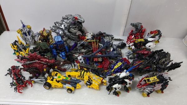 HH295-240405-057【ジャンク】タカラトミー ZOIDS ゾイドワイルド 大量