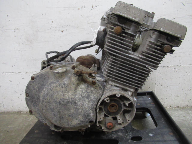 43438 スズキ GS400 GSX 400 FS GS40XF 純正 エンジン GS400XF GSX 400