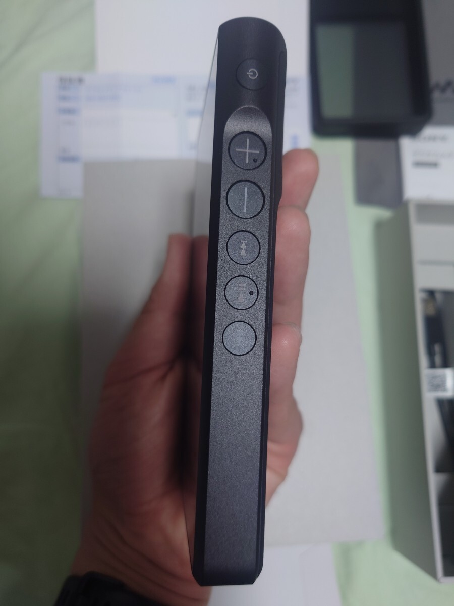 ソニーウォークマン【NW-WM1AM2】とケース付/1円スタート（ケースは使用感あり）_6