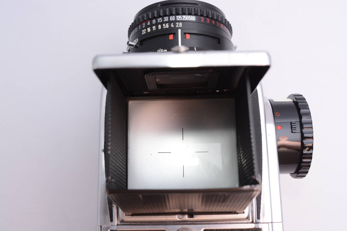 Rent a Hasselblad 500CM Medium Format Film Camera w/ Zeiss 80mm f/2.8 Planar Lens, Best Prices | New York, NY