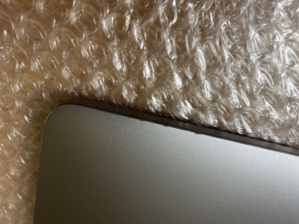 Apple Mac Book Pro 13.3int 2020 A2289_3