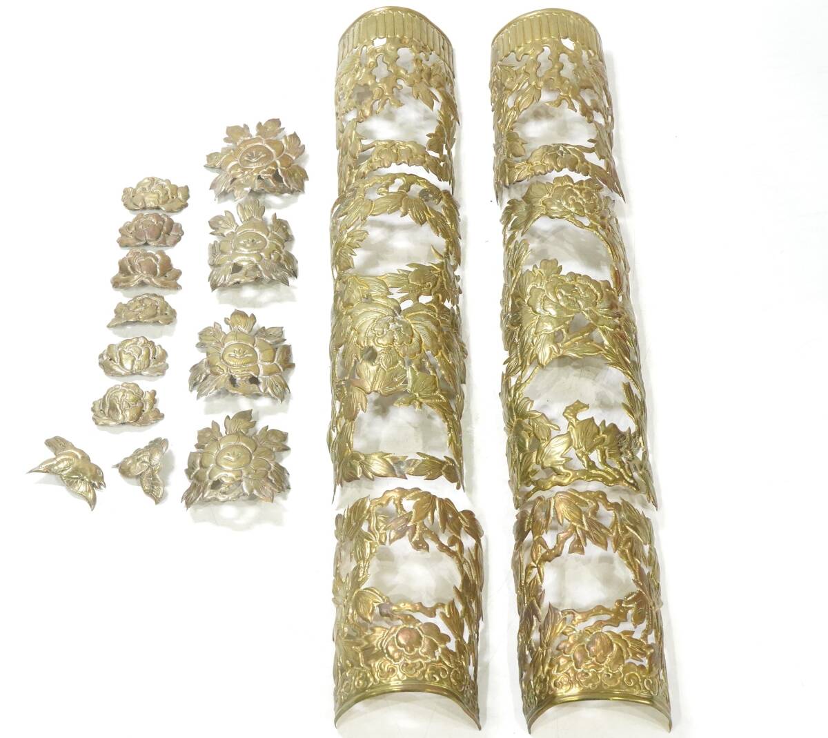 NA7994 真鍮 部品 寺院仏具 仏教美術 伝統的 仏壇 金メッキ柱用 金具 