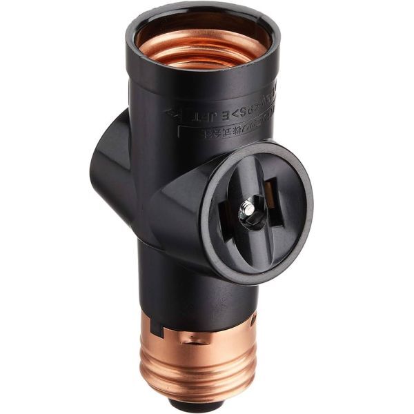 E26口金の電球ソケットにコンセント２口追加 Panasonic製　照明器具　　★鄭5_4