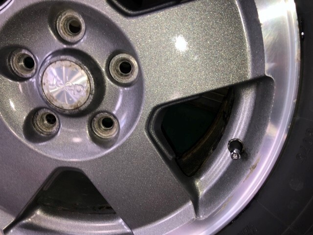 JK　JEEPラングラー純正ホイール　　+　ヨコハマ　アイスガード　G075　　スタッドレスタイヤ　４本セット　中古品_8