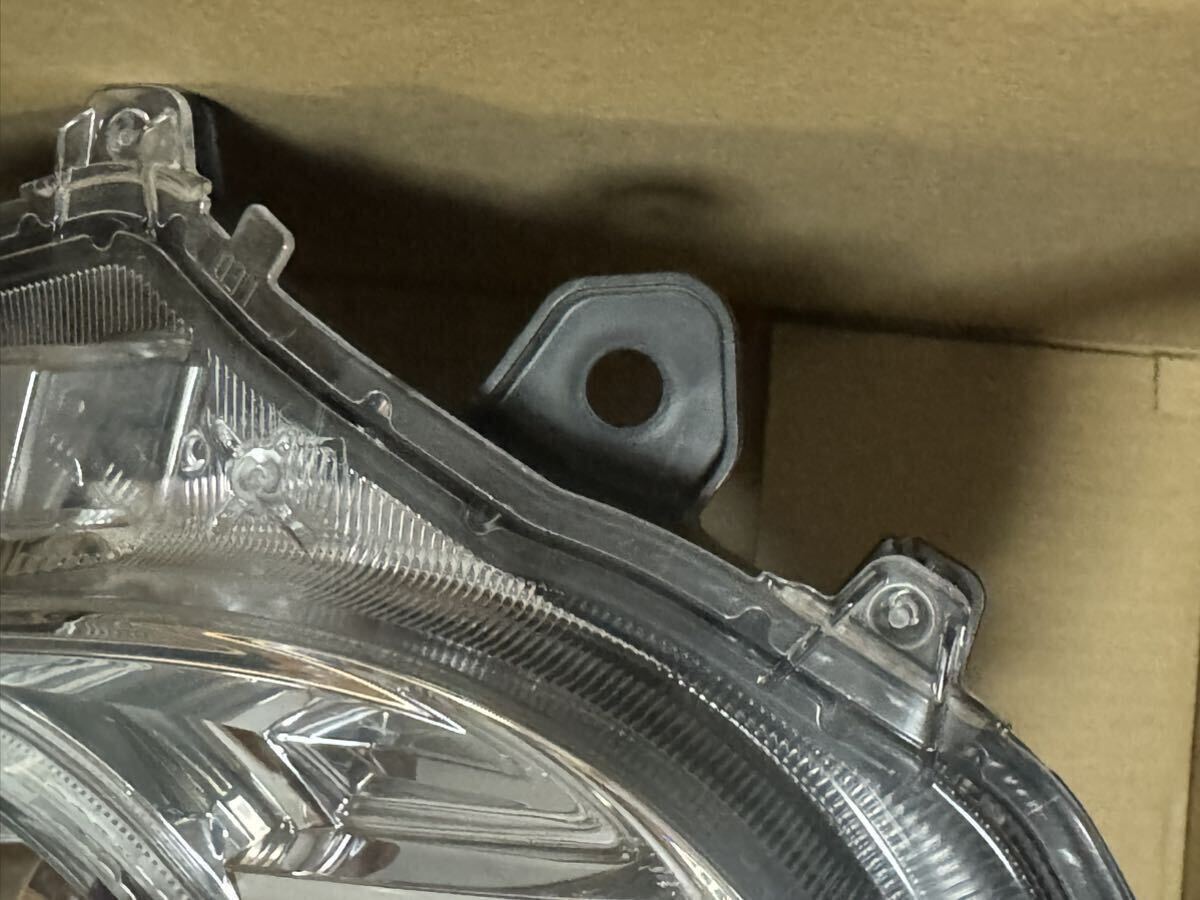 美中古 ムーヴキャンバス 左LEDヘッドライト ユニット LA800S KOITO 100-69038 81170-B2660_8