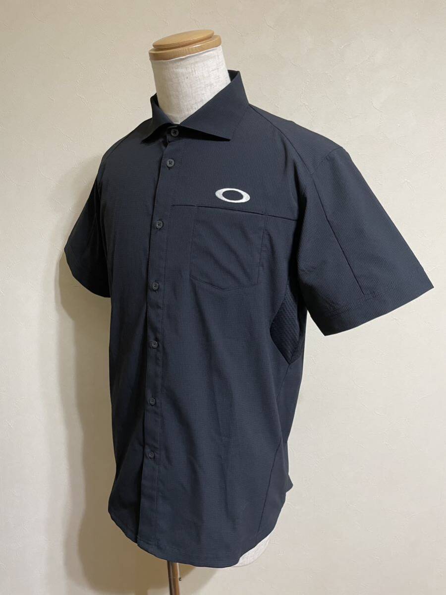 【美品】 OAKLEY GOLF オークリー ゴルフ ウェア 切替し ドライ メッシュ シャツ トップス サイズXL 半袖 黒 401895JP_6