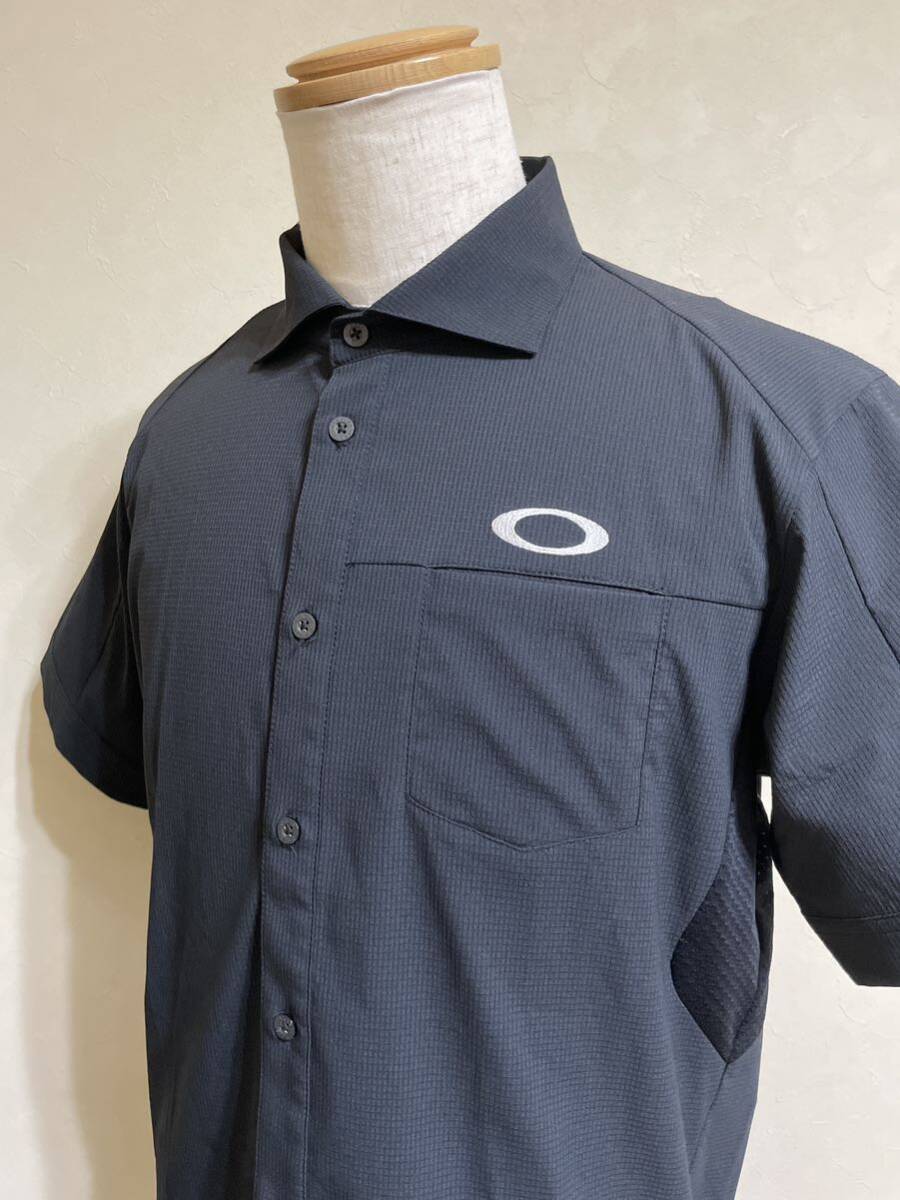 【美品】 OAKLEY GOLF オークリー ゴルフ ウェア 切替し ドライ メッシュ シャツ トップス サイズXL 半袖 黒 401895JP_7