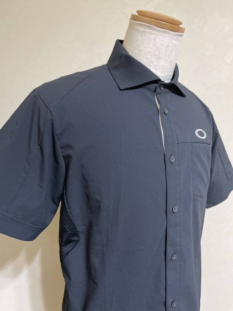 【美品】 OAKLEY GOLF オークリー ゴルフ ウェア 切替し ドライ メッシュ シャツ トップス サイズXL 半袖 黒 401895JP_9