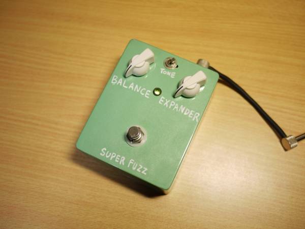 ハンドメイド自作エフェクター [Univox Super Fuzz](ファズ)｜売買され