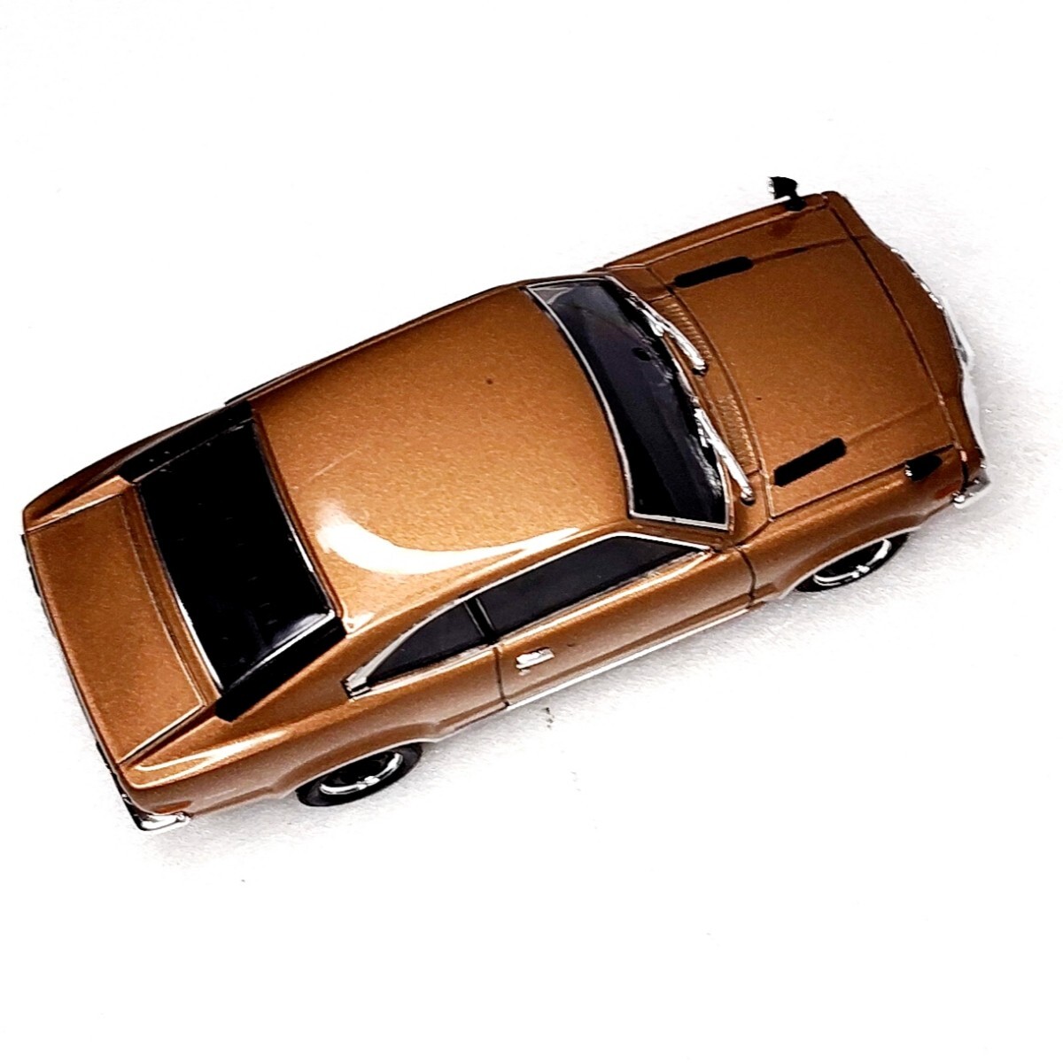 1/43 マツダ サバンナ Rx3 昭和の名車 旧車 ロータリーエンジン MAZDA