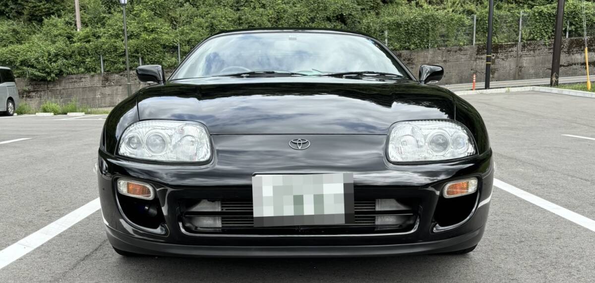 トヨタ スープラ　jza80 6速ターボ　人気の黒　最終型2002年式　純正ガラスヘッドライト　綺麗です_1