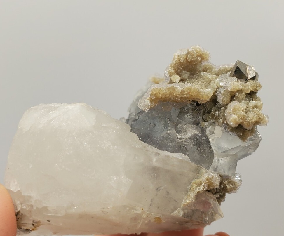 35 蛍石 フローライト マイカ 水晶 クォーツ ブルーフローライト 雲母