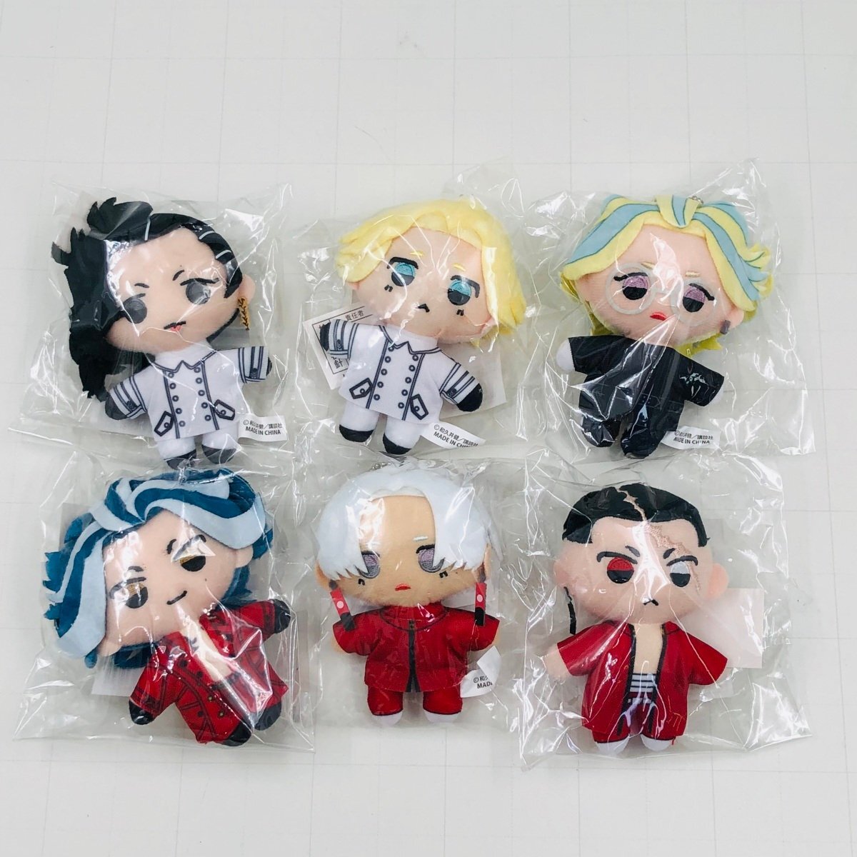 中古品 東京リベンジャーズ EXHIBITION ぬいぐるみマスコット 黒川