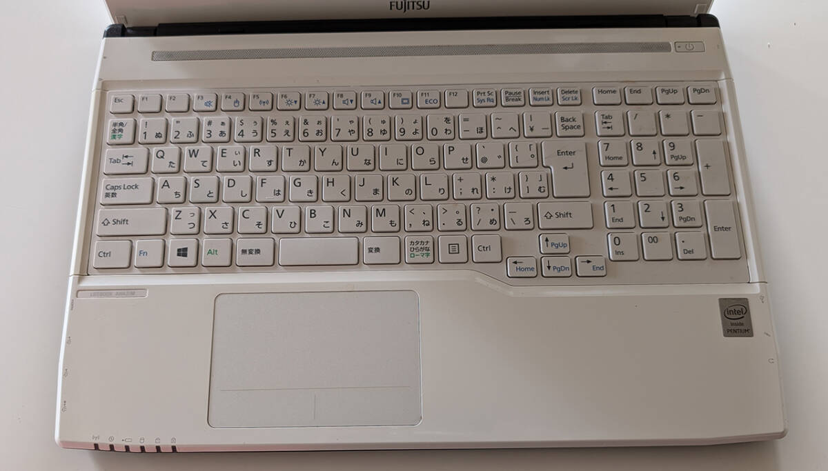 FUJITSU LEFEBOOK AH42/M_2
