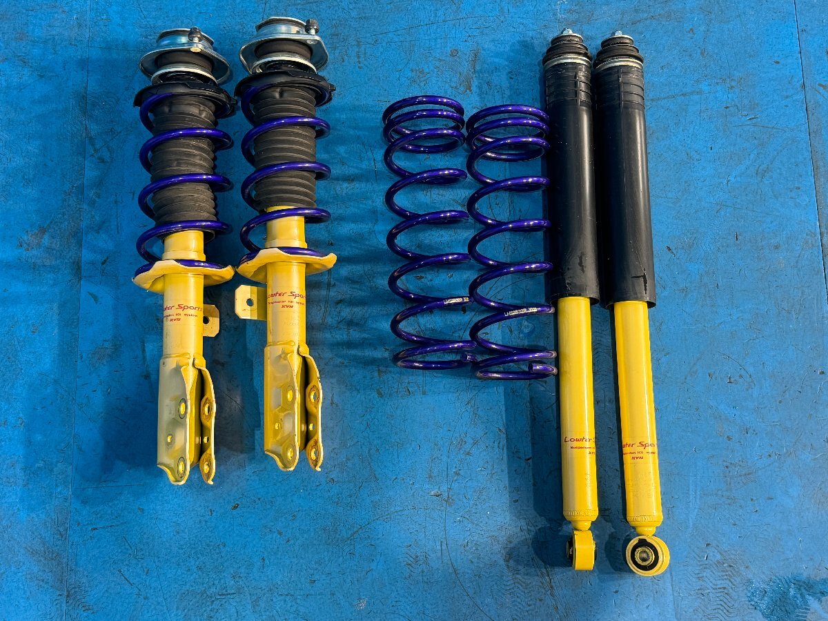 DAIHATSU ダイハツ WAKE ウェイク LA700S KYB カヤバ Lowfer Sports 