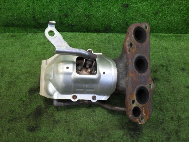 # 日産純正 H25年 ノート E12 触媒 エキマニ HR12DDR 140E2-3VF0A 実走51 559km キャタライザー ...