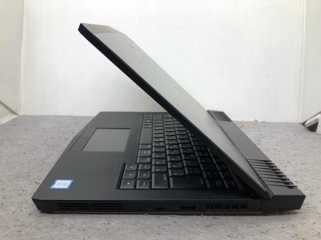 DELL】Alienware 13 R3 Corei7-7700HQ 16GB SSD512GB(OS)+SSD256GB