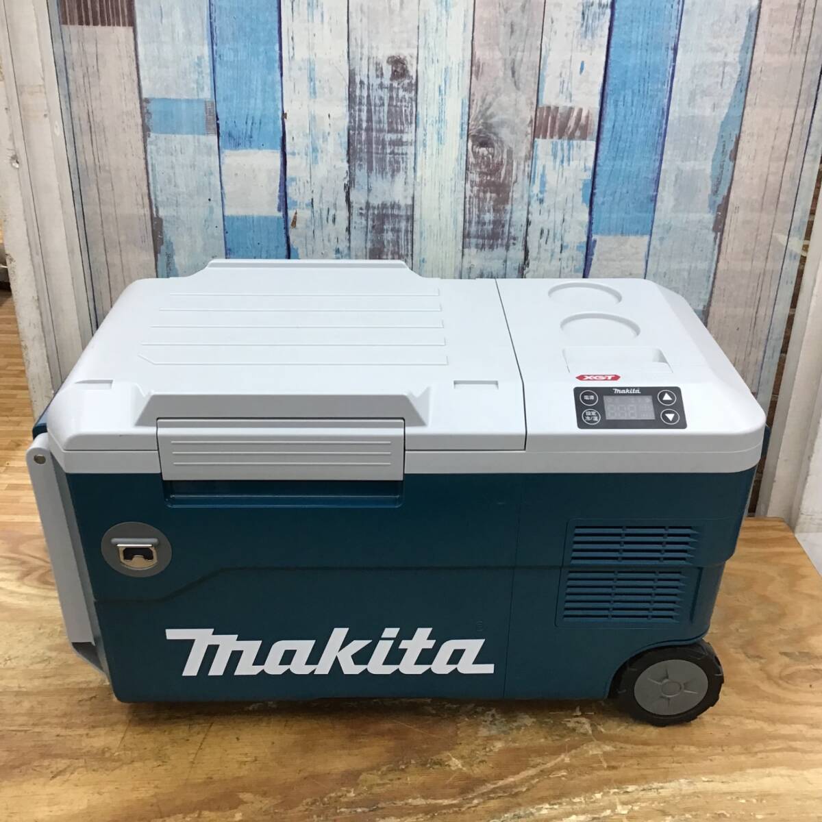 中古品】☆マキタ(makita) コードレス冷温庫 CW001GZ 本体のみ AC