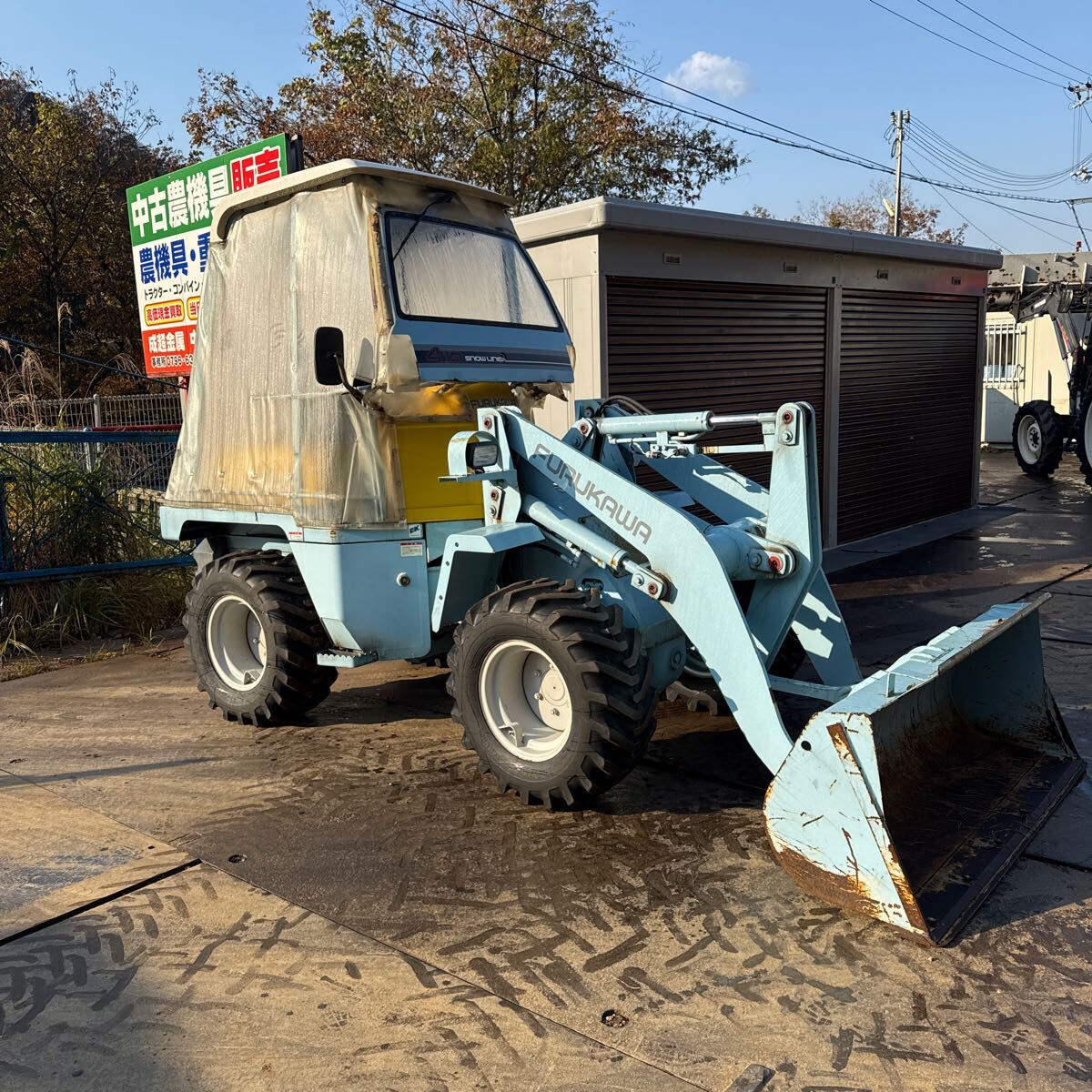 古川 FURUKAWA ホイールローダー タイヤショベル FL302 4WD 698時間 美 