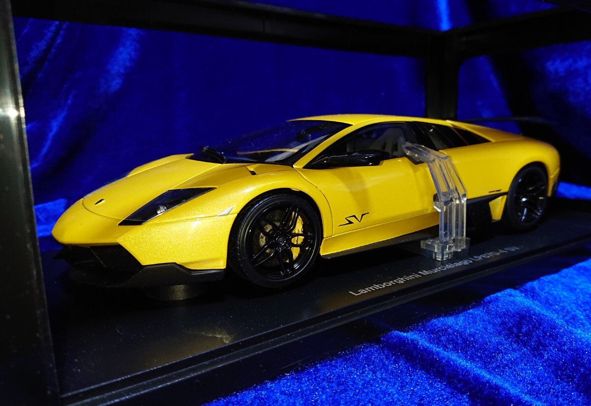 1/18 Lamborghini Murcielago LP670-4 SV GIALLO ORION Autoart 74616
