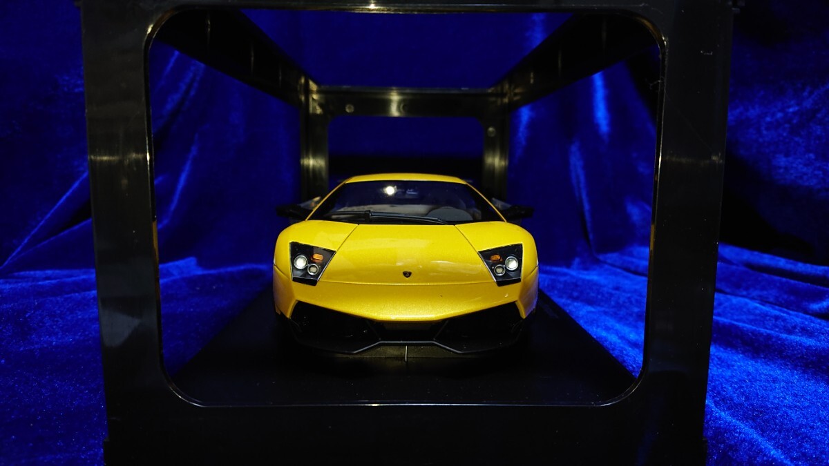 1/18 Lamborghini Murcielago LP670-4 SV GIALLO ORION Autoart 74616