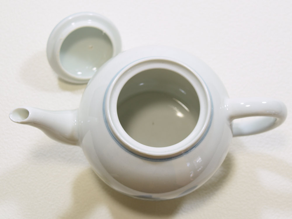 青花磁 青花缶六角茶缶 景徳鎮 陶磁器 装飾品 現代工芸品