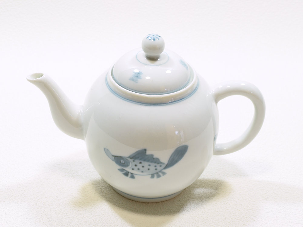 青花磁 青花缶六角茶缶 景徳鎮 陶磁器 装飾品 現代工芸品