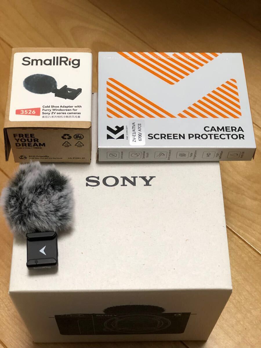 【使用回数極小・超美品】ソニー Vlog用カメラ レンズ交換式VLOGCAM フルサイズ ミラーレス一眼カメラ ZV-E1 おまけアクセサリー多数！_4