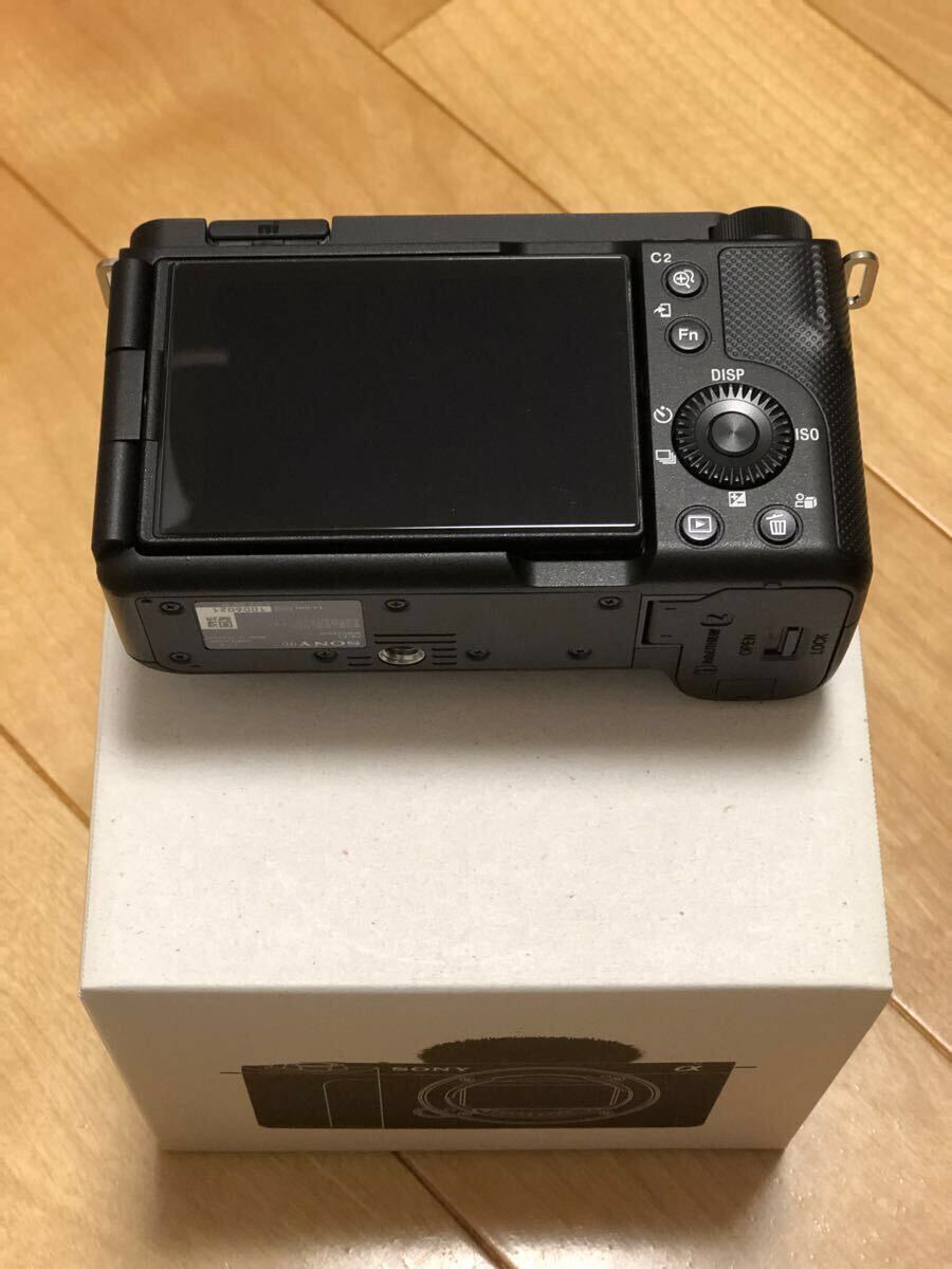 【使用回数極小・超美品】ソニー Vlog用カメラ レンズ交換式VLOGCAM フルサイズ ミラーレス一眼カメラ ZV-E1 おまけアクセサリー多数！_8