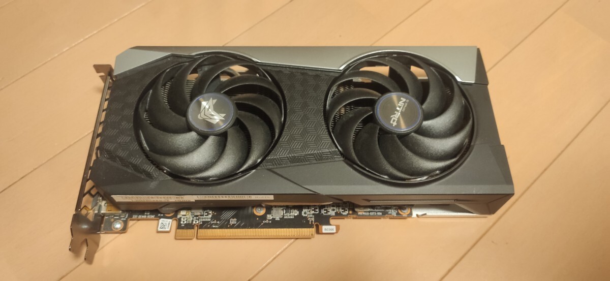 Sapphire Nitro+ AMD Radeon RX 6600 XT 8GB GDDR6 グラフィック 